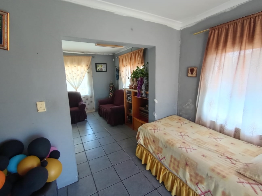 3 Bedroom Property for Sale in Silwood Heights Western Cape